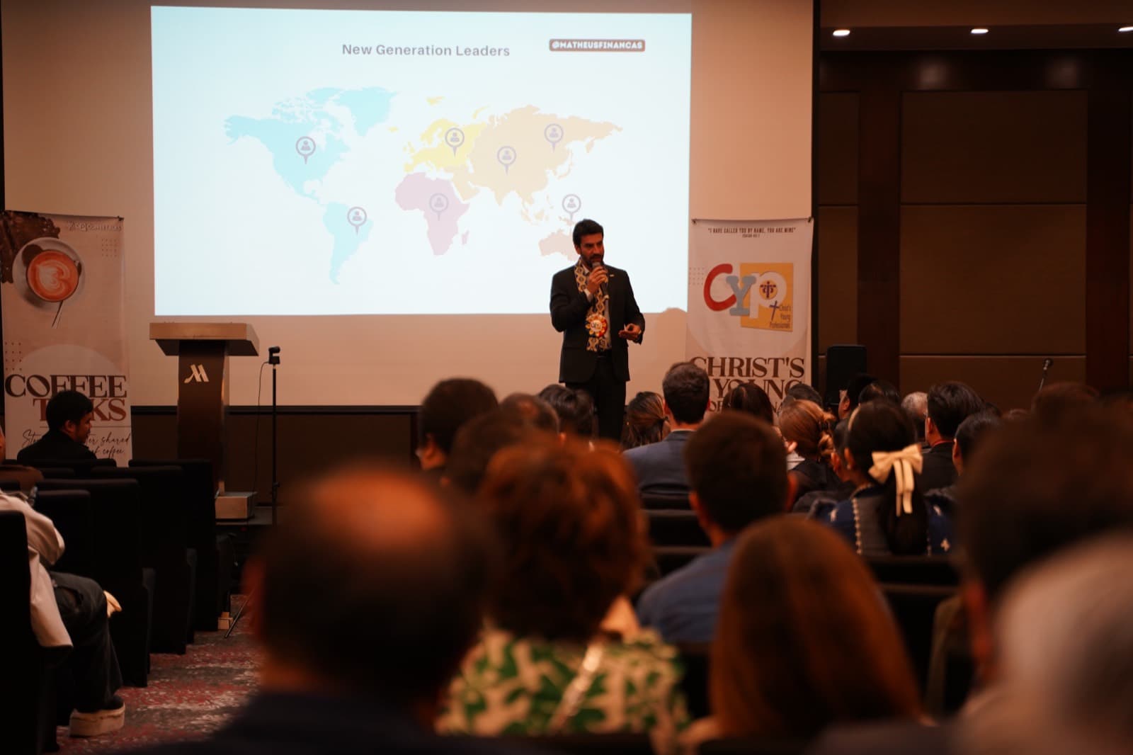 No palco